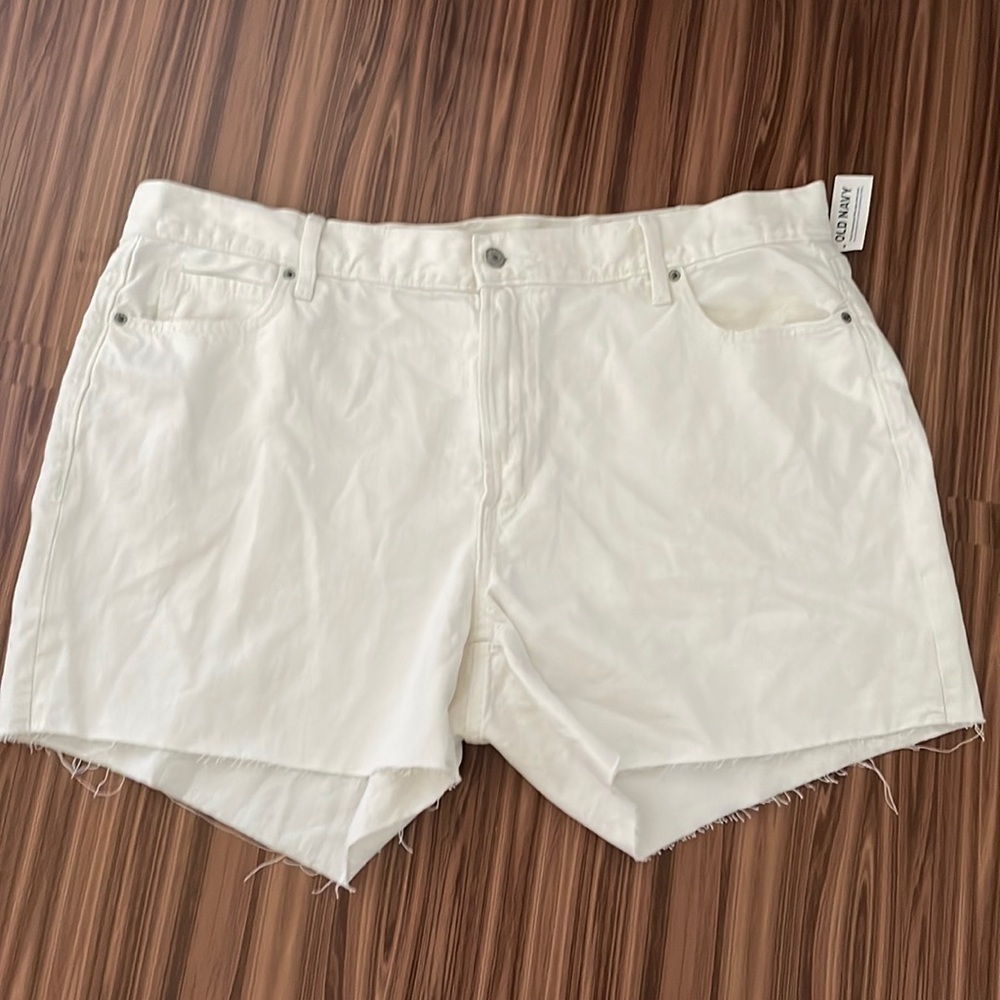 OLD Navy NWT Slouchy Straight Jean Shorts Size 20